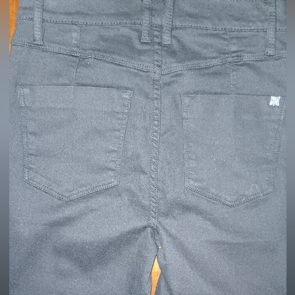 Black Bebe Jean High Rise - Picture 5 of 5